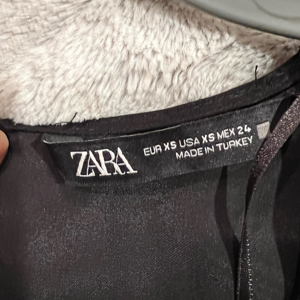 Zara Monkey Satin Romper - Picture 3 of 3